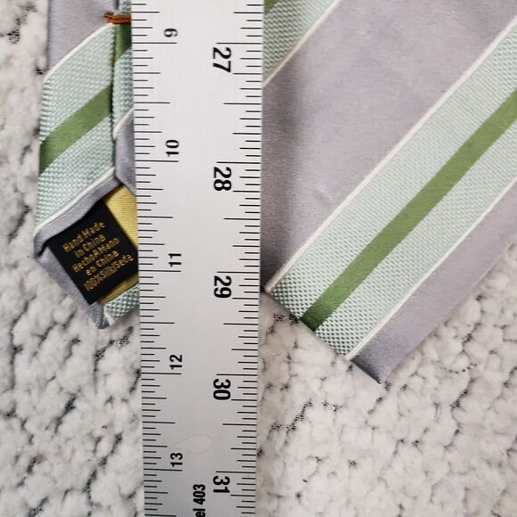 Donald Trump 100% Silk Tie OS Gray Green Stripe Power Office Siren - Picture 8 of 8